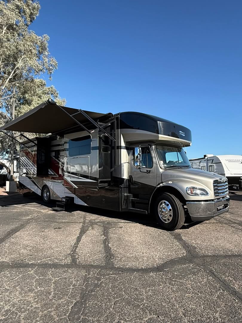 New 2026 Newmar Grand Star 3948 - Freedom RV